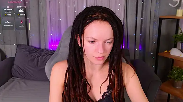 Snapshot of CoreyJane chatting on May 17, 2026, 5:05 am CoreyJane online show from May 17, 2026, 5:05 am