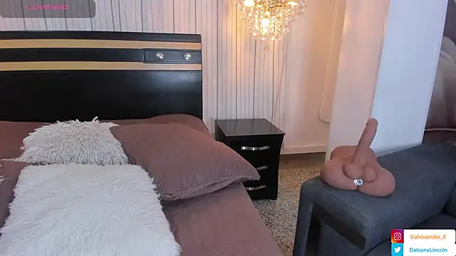 DahianaLincoln online show from January 24, 2025, 8:00 pm