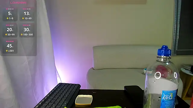 Snapshot of dahian_carter chatting on May 20, 2026, 9:15 am dahian carter online show from May 20, 2026, 9:15 am