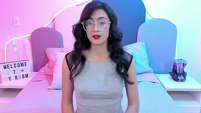 Snapshot of SophieGomez22 chatting on January 28, 2025, 11:17 am SophieGomez22 online show from January 28, 2025, 11:17 am