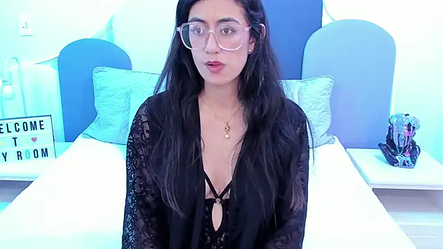 Snapshot of SophieGomez22 chatting on February 2, 2025, 5:15 pm SophieGomez22 online show from February 2, 2025, 5:15 pm