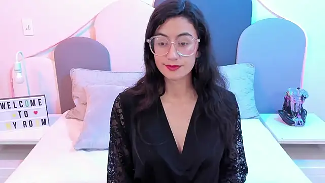 Snapshot of SophieGomez22 chatting on March 3, 2025, 2:26 pm SophieGomez22 online show from March 3, 2025, 2:26 pm