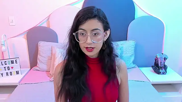 Snapshot of SophieGomez22 chatting on March 9, 2025, 11:25 am SophieGomez22 online show from March 9, 2025, 11:25 am