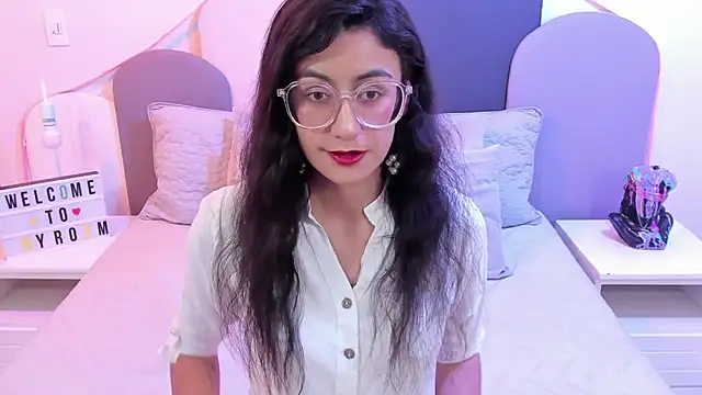 Snapshot of SophieGomez22 chatting on March 19, 2025, 11:50 am SophieGomez22 online show from March 19, 2025, 11:50 am