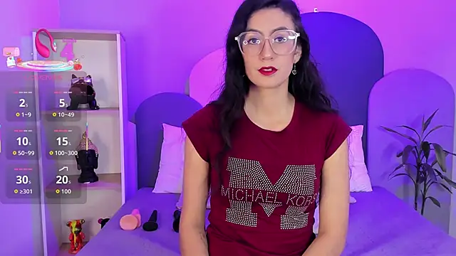 Snapshot of SophieGomez22 chatting on September 18, 2025, 11:34 am SophieGomez22 online show from September 18, 2025, 11:34 am