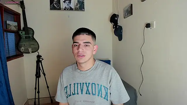 Ares Johnson online show from January 27, 2025, 10:38 pm