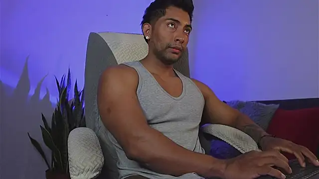 Couple muscle1 online show from July 16, 2026, 2:23 pm