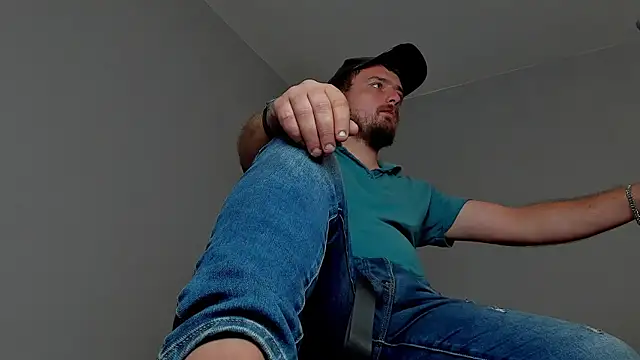 Master Mark Wayne online show from October 31, 2025, 11:39 pm