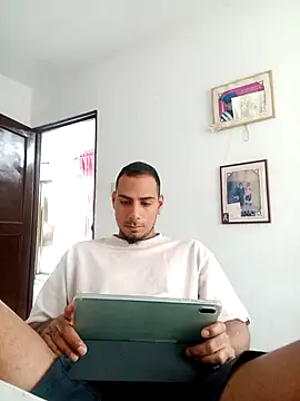 bonehur online show from April 16, 2026, 9:26 pm