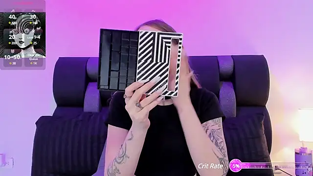 Snapshot of Siouxsie_cenobite chatting on January 22, 2025, 11:12 am Siouxsie cenobite online show from January 22, 2025, 11:12 am