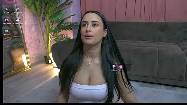 Snapshot of DarcieJane chatting on May 18, 2026, 6:25 pm DarcieJane online show from May 18, 2026, 6:25 pm