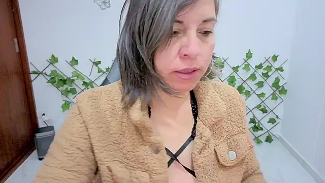 Lady breaks hearts online show from February 7, 2026, 9:57 am