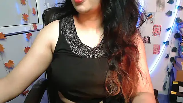 urvashihott online show from July 19, 2026, 5:27 pm