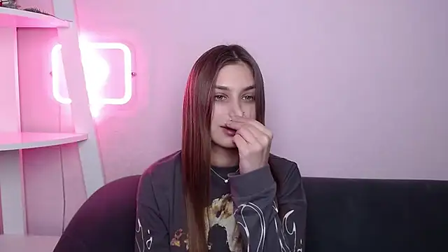 MilanaAngelAs online show from February 16, 2026, 8:38 pm