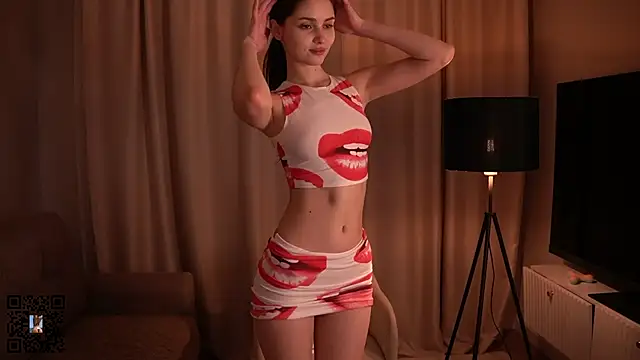 CarmenMoore26 online show from March 9, 2025, 10:30 pm