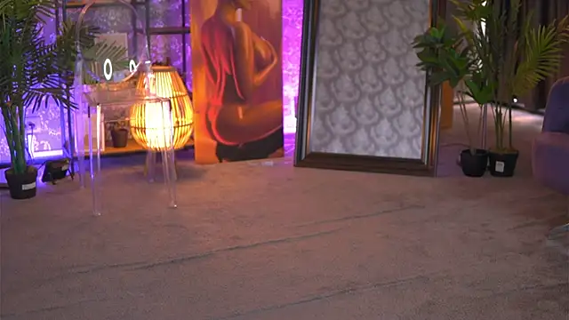 EvaZane online show from January 8, 2025, 9:00 am