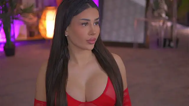 EvaZane online show from February 24, 2025, 11:54 am