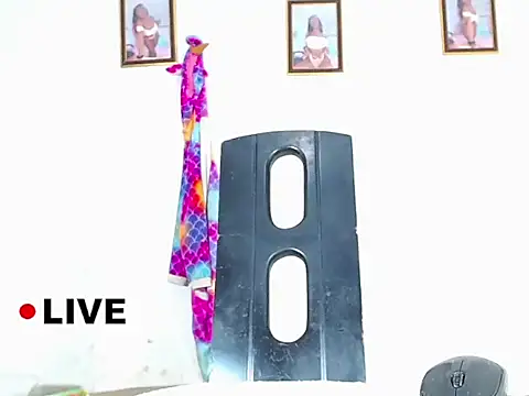 Snapshot of KandyHot_ chatting on October 30, 2025, 10:16 am KandyHot online show from October 30, 2025, 10:16 am