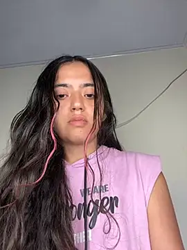 Snapshot of ViolettaSummer chatting on November 22, 2025, 9:25 pm ViolettaSummer online show from November 22, 2025, 9:25 pm