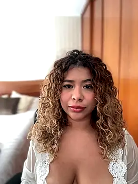 Snapshot of LEONCITA_ chatting on September 23, 2025, 1:14 pm LEONCITA online show from September 23, 2025, 1:14 pm