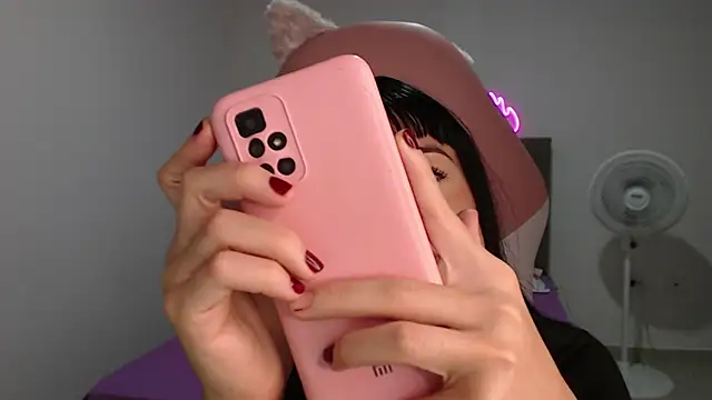 Caribbean beauty  online show from March 23, 2025, 1:20 am