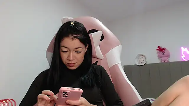 Caribbean beauty  online show from March 23, 2025, 4:27 am