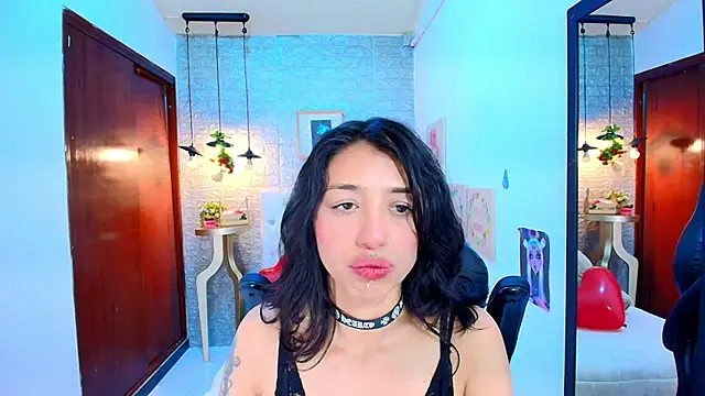 REDHOTTER  online show from March 13, 2025, 8:11 pm