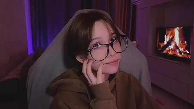 yourconcept online show from September 18, 2025, 2:02 am