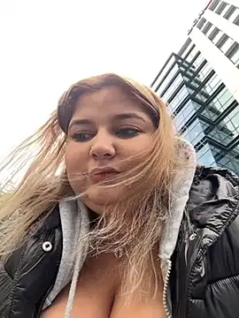 AllysonK online show from January 7, 2025, 12:09 pm