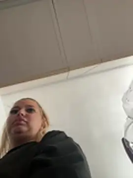 AllysonK online show from June 16, 2026, 10:07 am