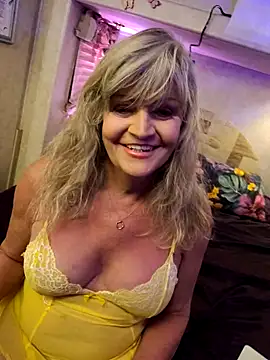 Snapshot of annika_lately chatting on February 28, 2026, 4:24 am annika lately online show from February 28, 2026, 4:24 am