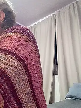 BritneyHudson online show from October 7, 2025, 1:03 am