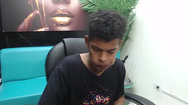 boylittle19cm online show from March 7, 2025, 12:34 pm