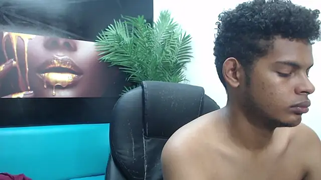 boylittle19cm online show from March 12, 2025, 3:40 pm