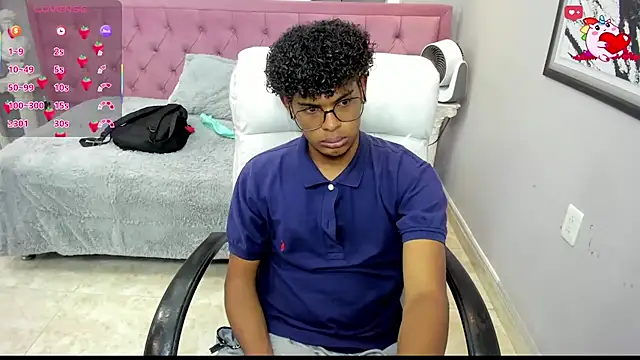 boylittle19cm online show from October 12, 2025, 1:21 pm