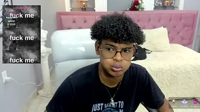 boylittle19cm online show from November 12, 2025, 12:27 pm