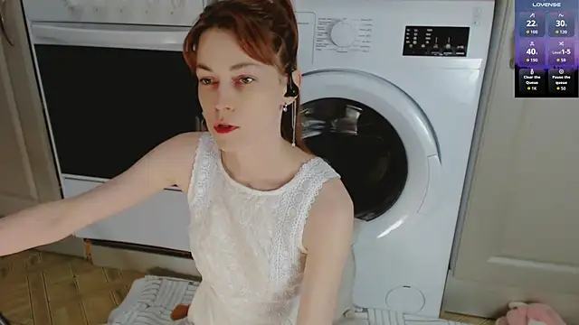 Snapshot of Amina_Barbarian chatting on September 24, 2025, 4:43 pm Amina Barbarian online show from September 24, 2025, 4:43 pm