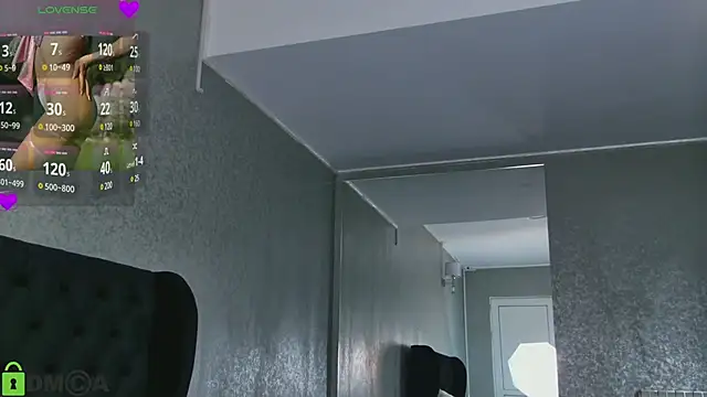 MashaReed  online show from January 4, 2025, 11:59 pm