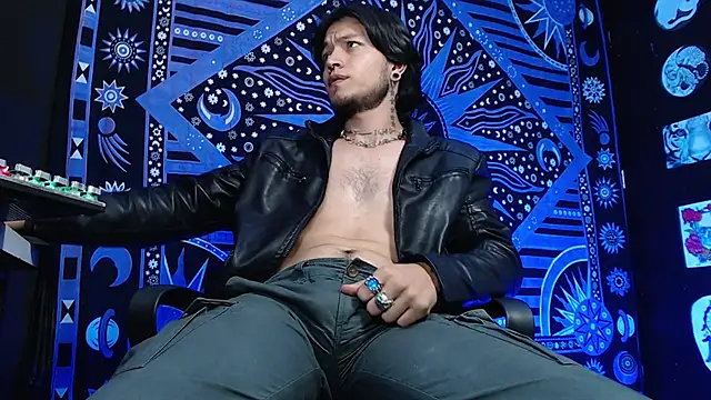 Dicaprioo  online show from February 11, 2025, 7:59 pm