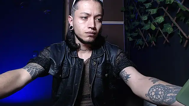 Dicaprioo  online show from October 24, 2025, 5:48 am