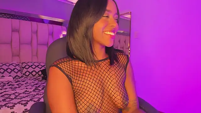 EmilyHaan online show from January 7, 2025, 11:24 pm