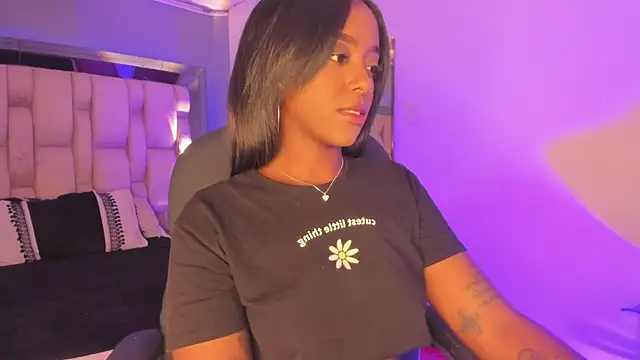 EmilyHaan online show from February 13, 2025, 8:24 pm