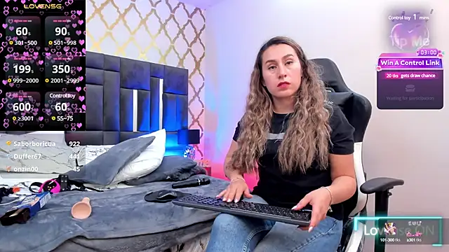 Snapshot of RubbyTaylor chatting on February 24, 2025, 5:53 pm RubbyTaylor online show from February 24, 2025, 5:53 pm