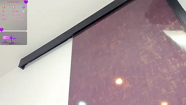 kristal blond online show from March 1, 2025, 4:15 am