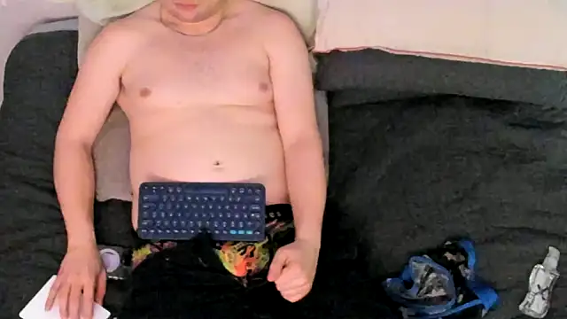 Snapshot of stillwild chatting on February 19, 2026, 5:09 pm stillwild online show from February 19, 2026, 5:09 pm