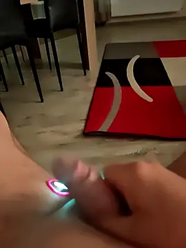 Szeltolo001 online show from March 6, 2026, 3:36 am