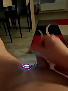 Szeltolo001 online show from March 8, 2026, 3:10 am