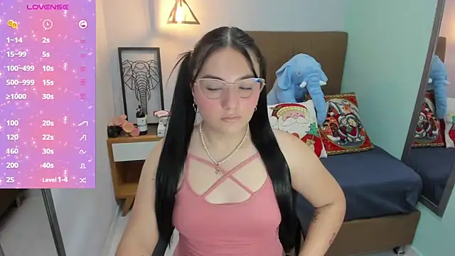 Snapshot of delilaquinn chatting on December 10, 2024, 6:38 pm delilaquinn online show from December 10, 2024, 6:38 pm