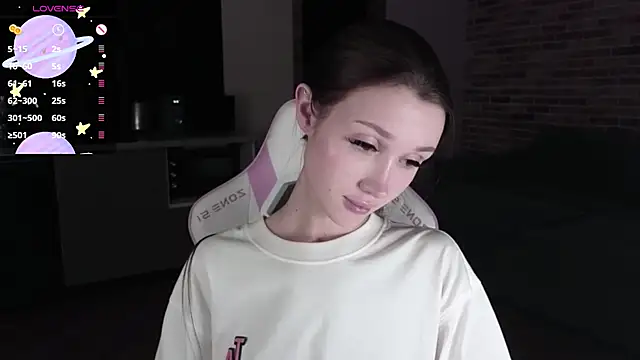 sweetiebones online show from February 14, 2025, 1:18 pm