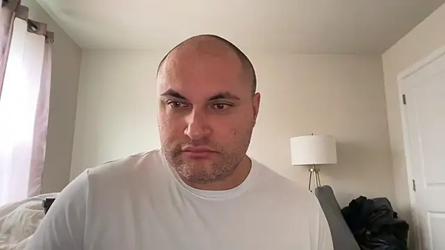 SluggishChase99 online show from December 5, 2025, 4:14 pm